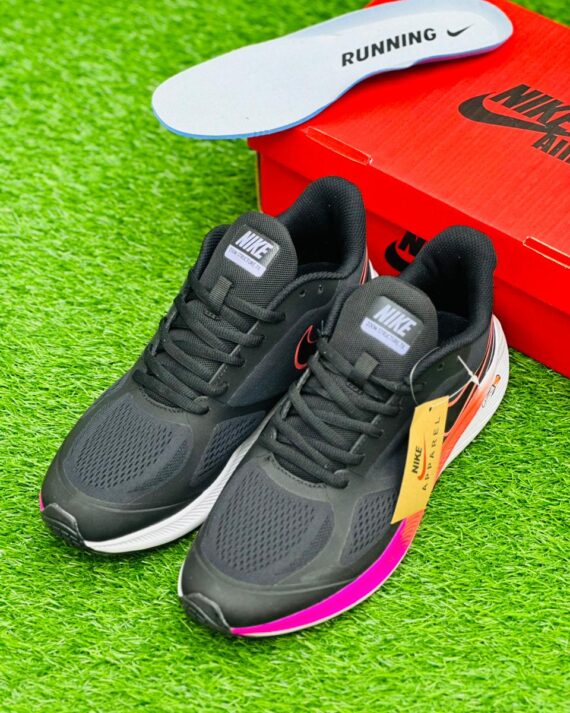 Nike Air Zoom Guide 10