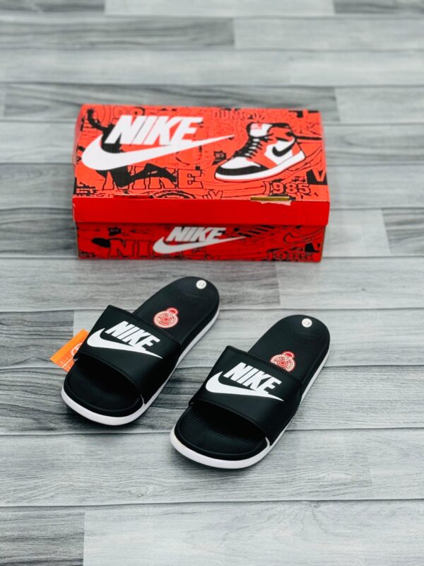 Nike Fashion Outdoor Non-Slip Summer Slippers - Image 2