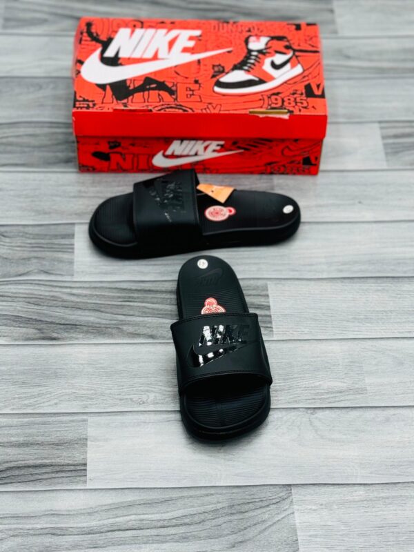 Nike Fashion Outdoor Non-Slip Summer Slippers - Image 3