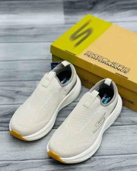 SKECHERS ULTRA LIGHT MEDICATED