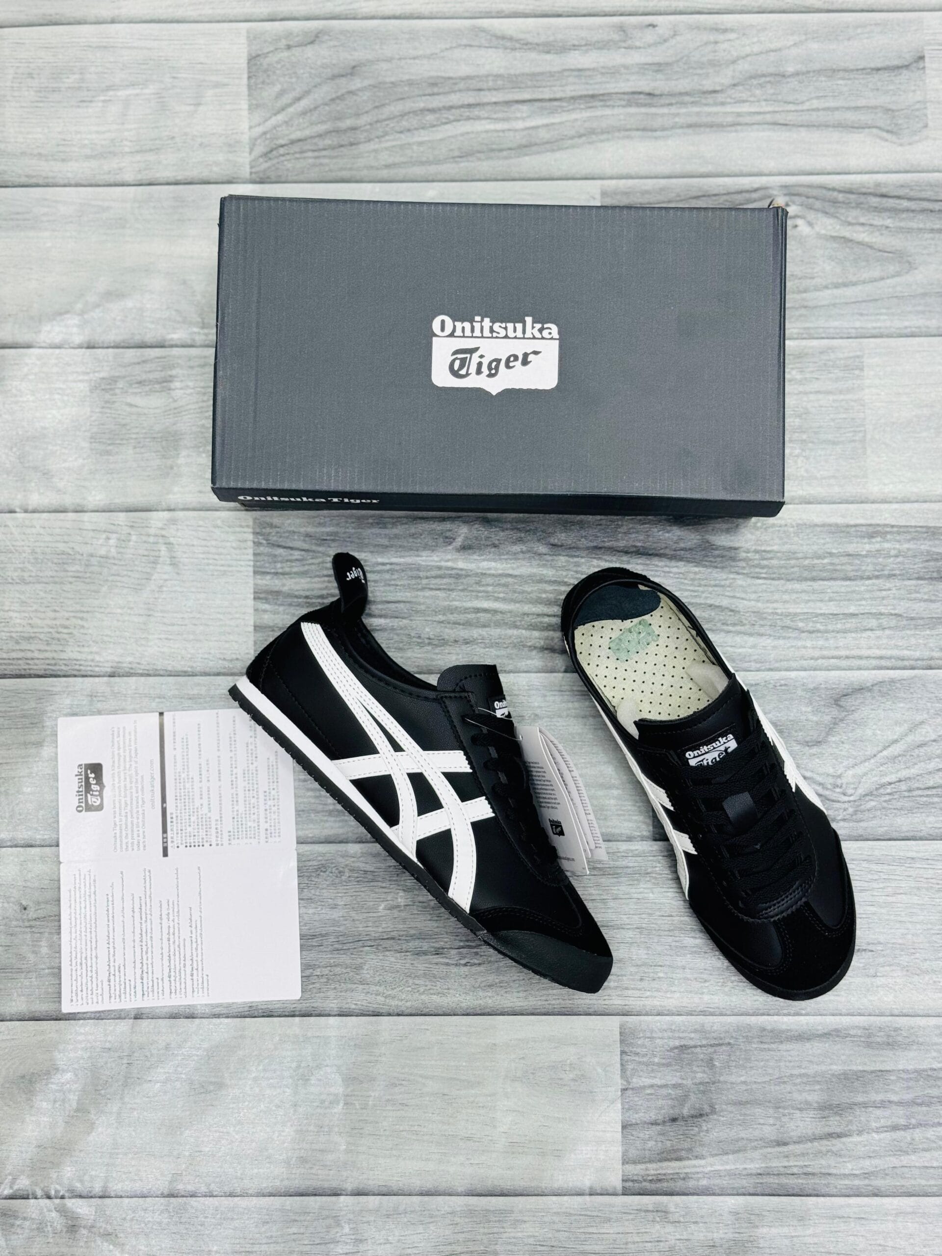 Onitsuka Tiger Mexico 66 Slip-on (BLACK)